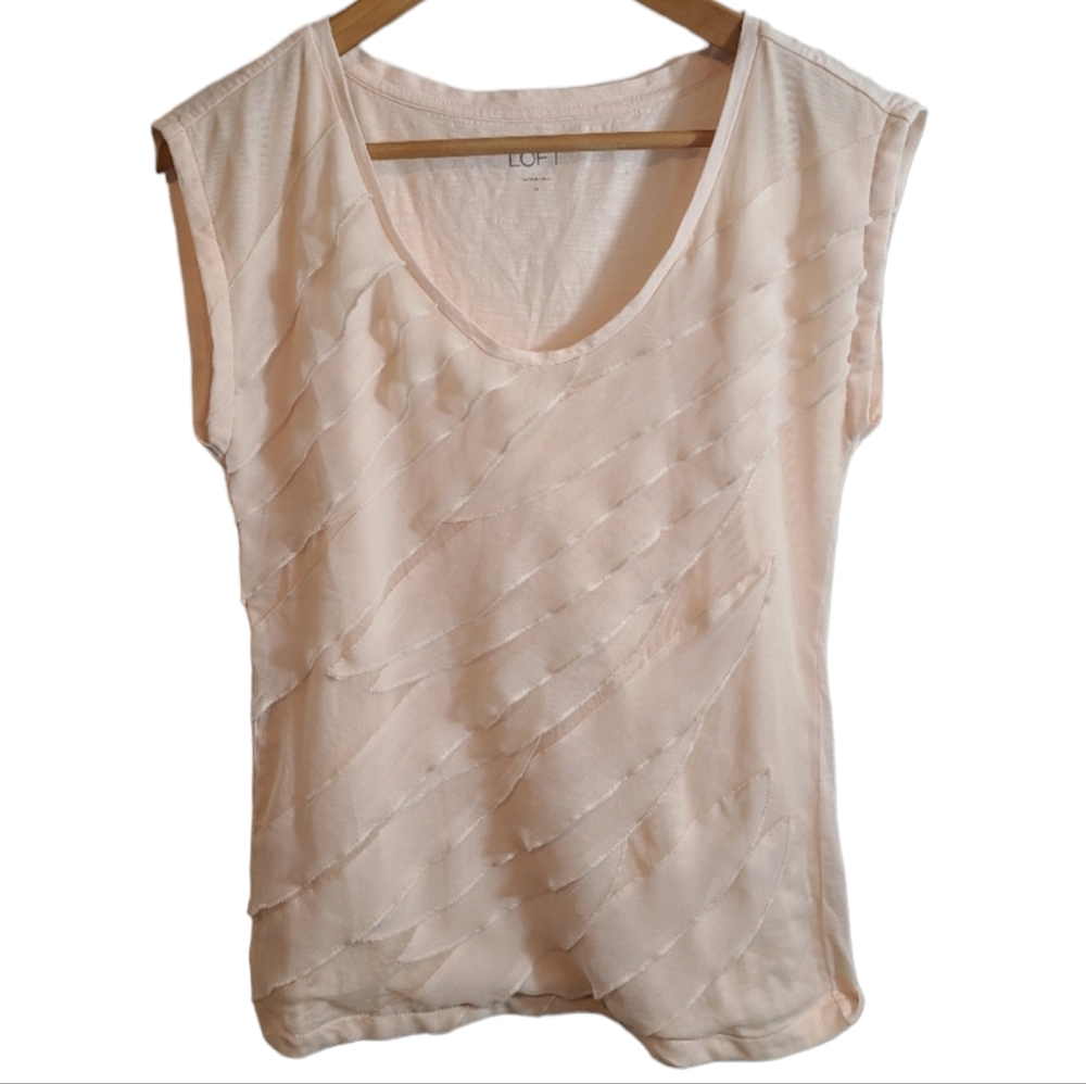 Loft Ann Taylor Ruffled Short Sleeve Top